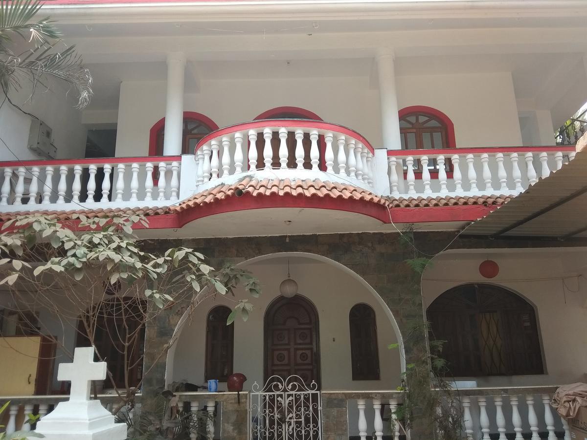 Hayden Guest House カラングート エクステリア 写真